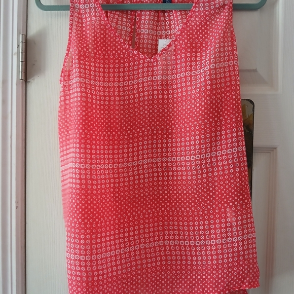 Gap Small Red Dotted Semi Sheer V Neck Sleeveless Lightweight Tank Top Oversize - Picture 7 of 11